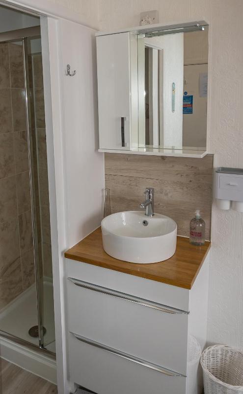 Seacrest Guest House - image 4
