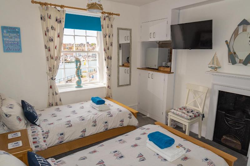 Seacrest Guest House - image 23