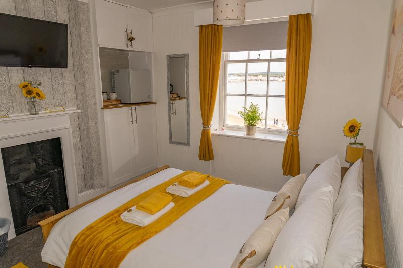 Seacrest Guest House - image 16