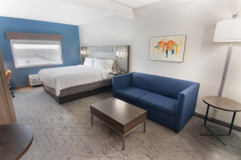 King Suite image 2
