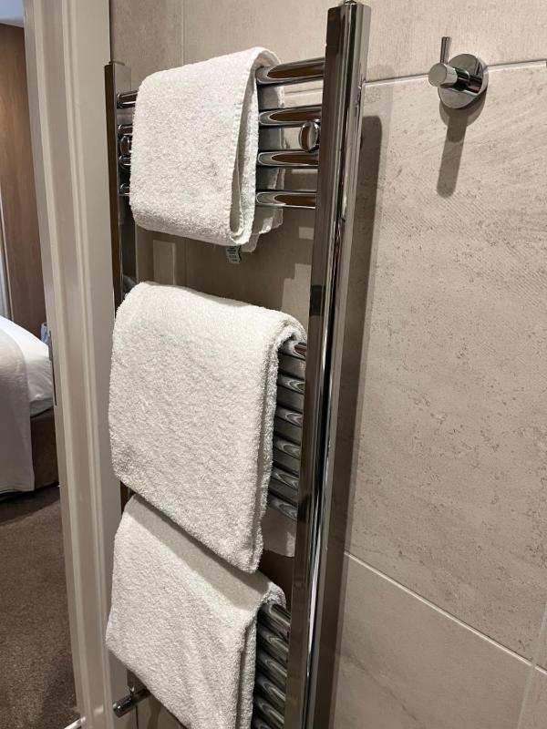 Double Room with Private Bathroom image 2
