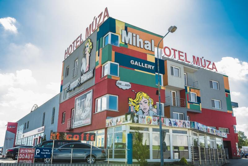 Hotel Muza - image 40