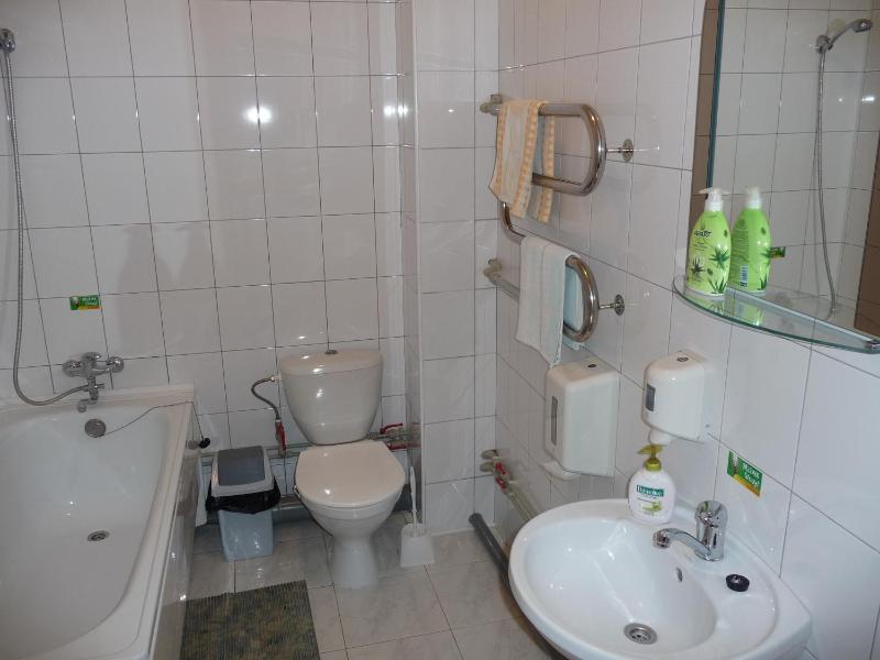 Two-Bedroom Suite image 4