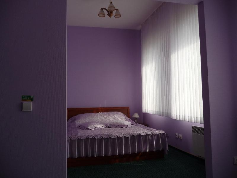 Two-Bedroom Suite image 3