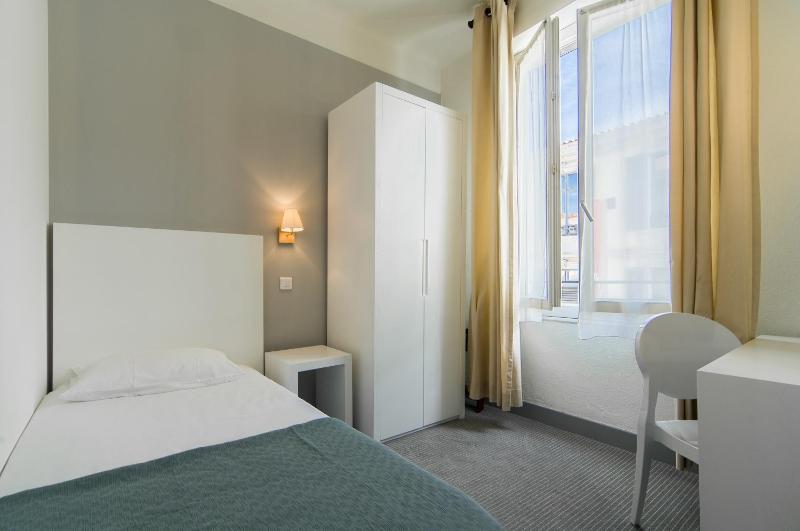 Single Room image 1