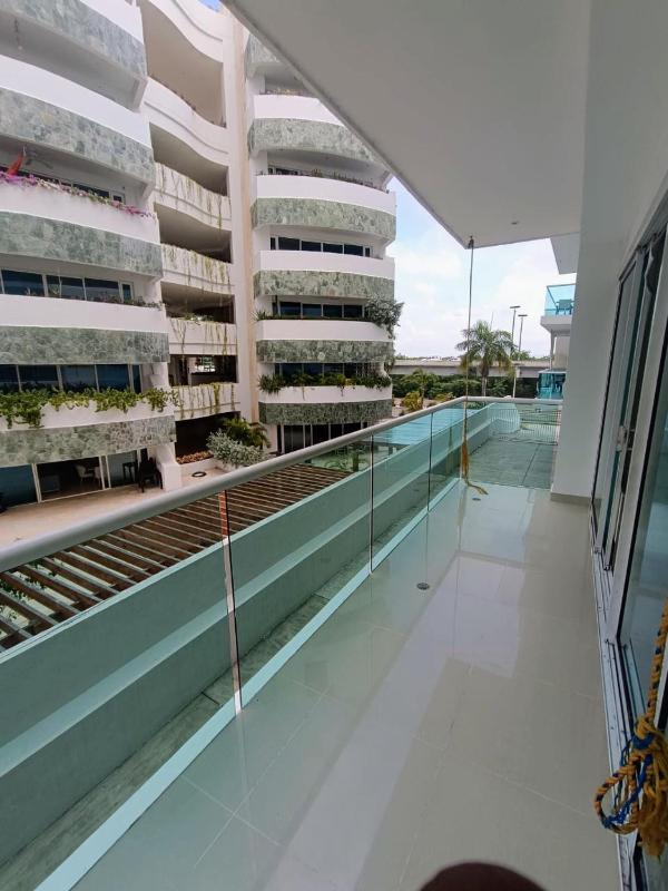 Edificio acceso directo al mar primera linea de playa 2 habitaciones - image 9