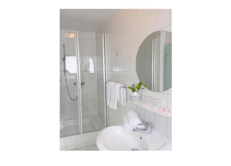 Junior Suite with Balcony image 1