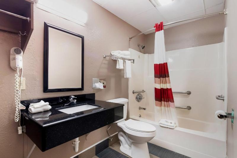 Deluxe Room with Two Queen Beds Disability Access Smoke Free image 2