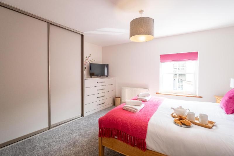 Avocet Cottage - image 5