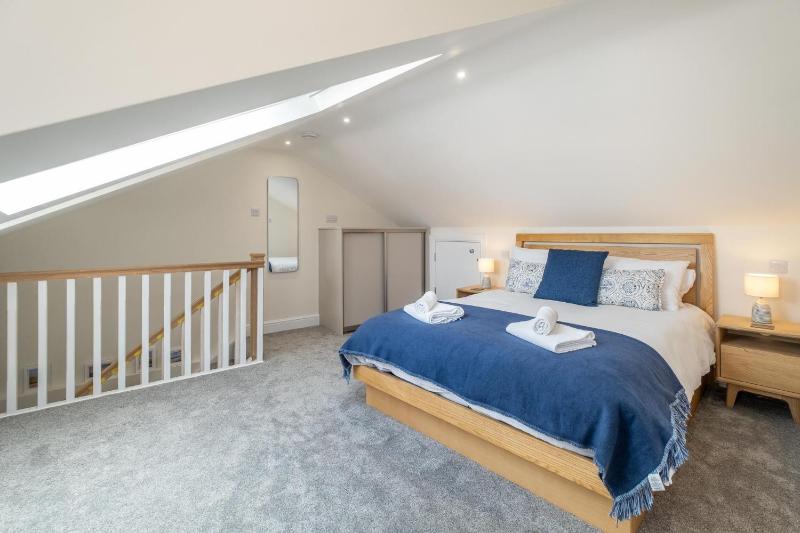 Avocet Cottage - image 14