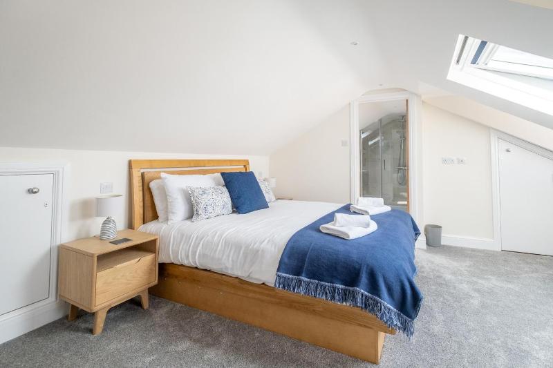Avocet Cottage - image 7