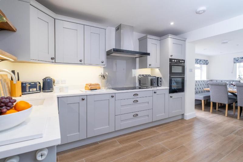 Avocet Cottage - image 28