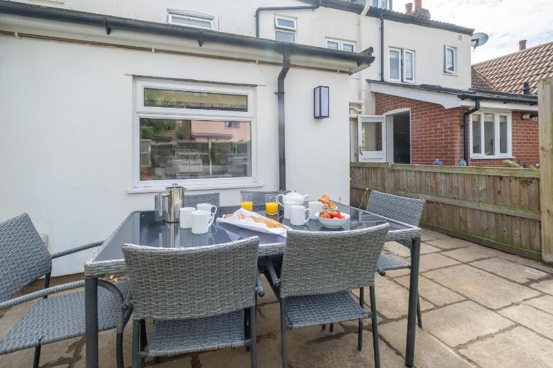 Avocet Cottage - image 18