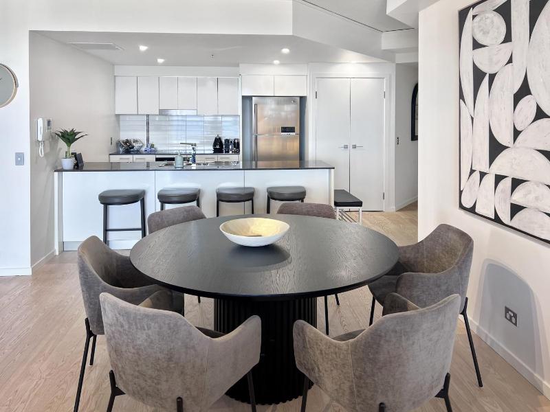 1806 Sierra Grand Level 18 - image 13