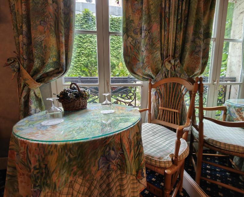 Le Relais Médicis - image 13