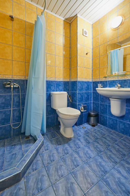 Superior Double Room with Balcony image 3
