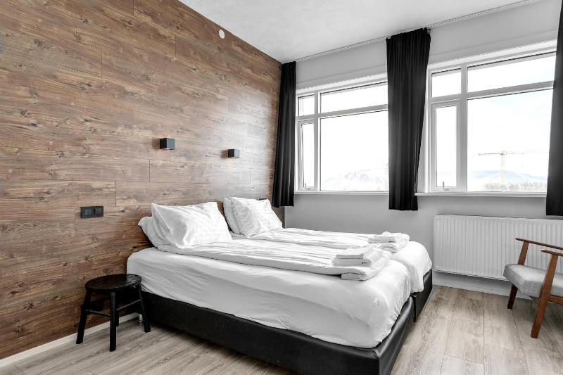 Studio Apartment image 3