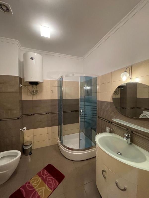 Lux Apartment - image 10