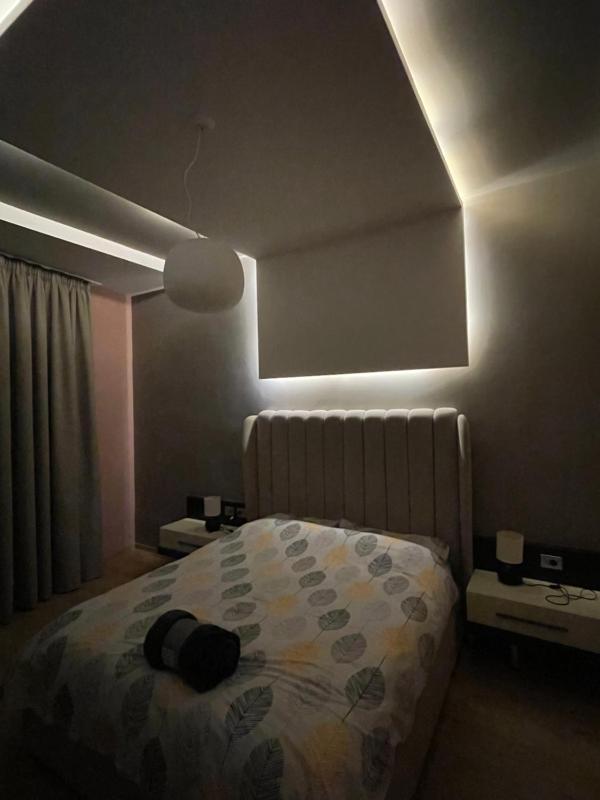 Lux Apartment - image 3