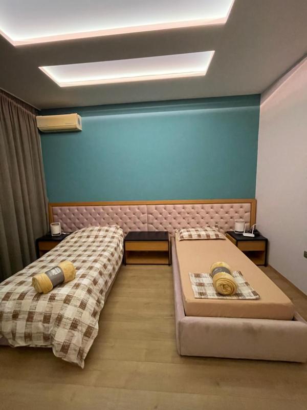 Lux Apartment - image 8