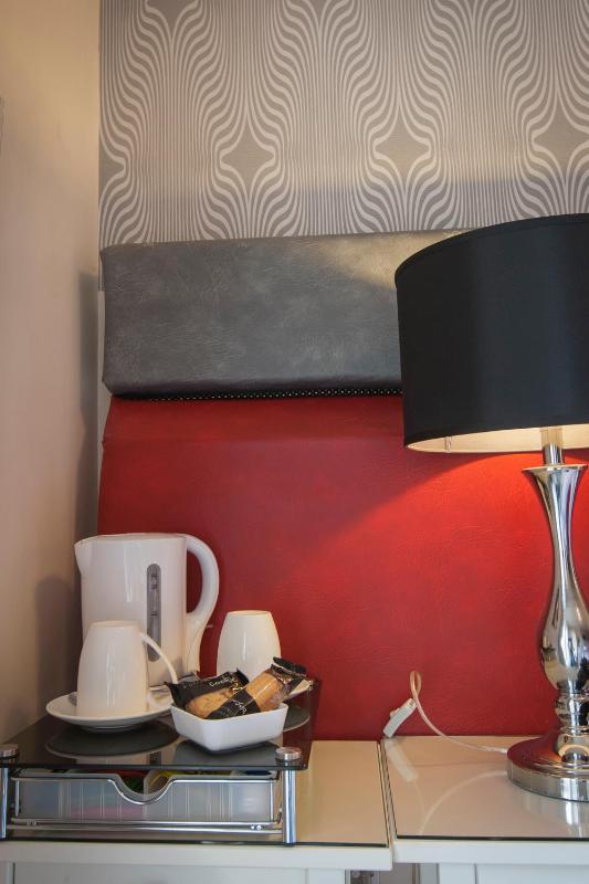 Double or Twin Room image 3