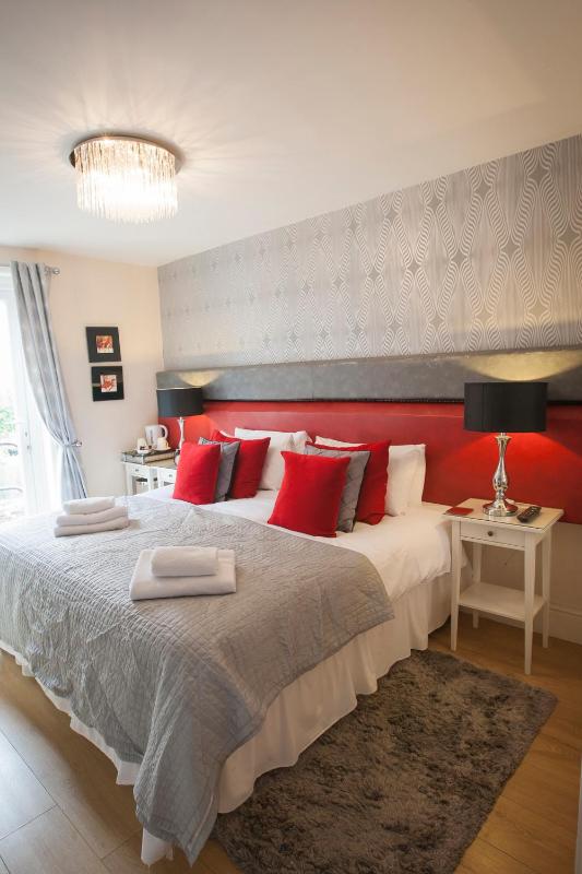 Double or Twin Room image 2