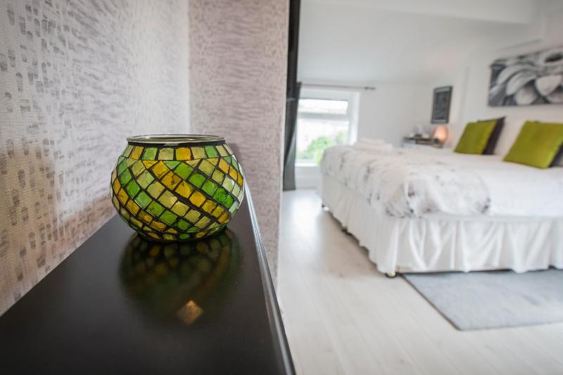 Deluxe Double or Twin Room image 4