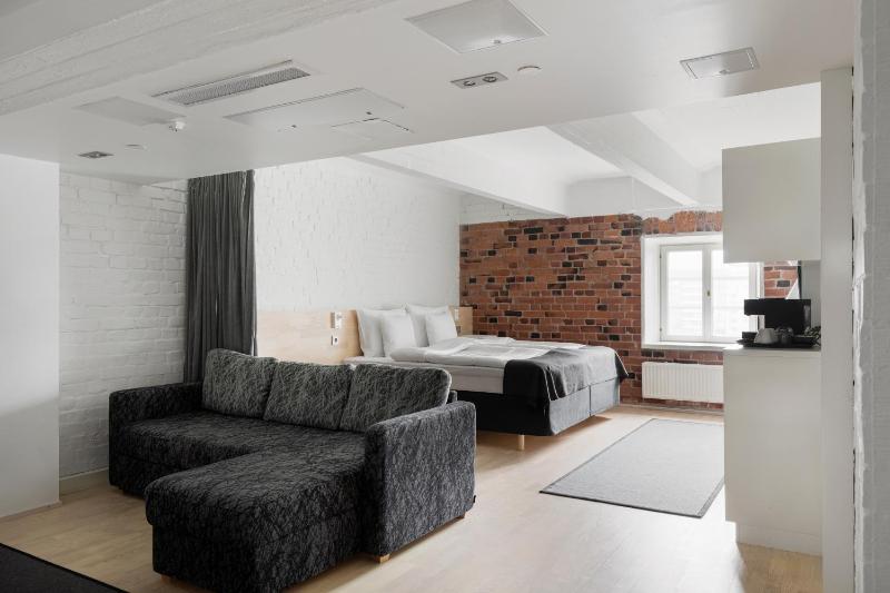 Junior Suite with Sauna and Extra Bed image 1