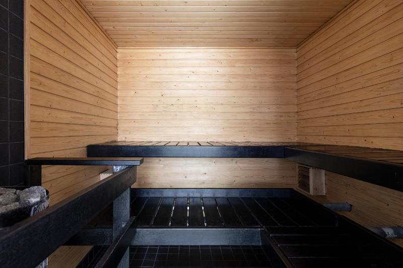Junior Suite with Sauna and Extra Bed image 2