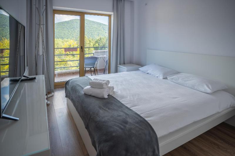 Family Suite with Balcony image 4