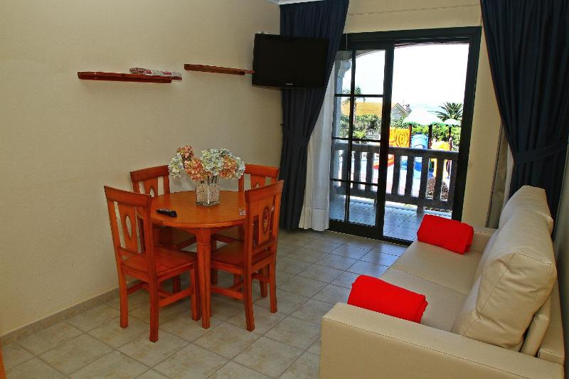 One-Bedroom Apartment with sea view (3 Adults + 1 Child) image 3