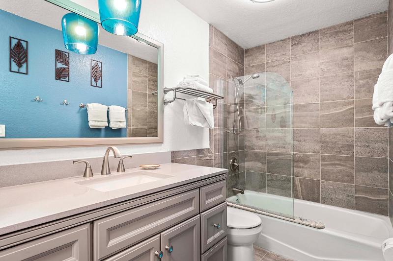 Country Club Villas 305 - image 6