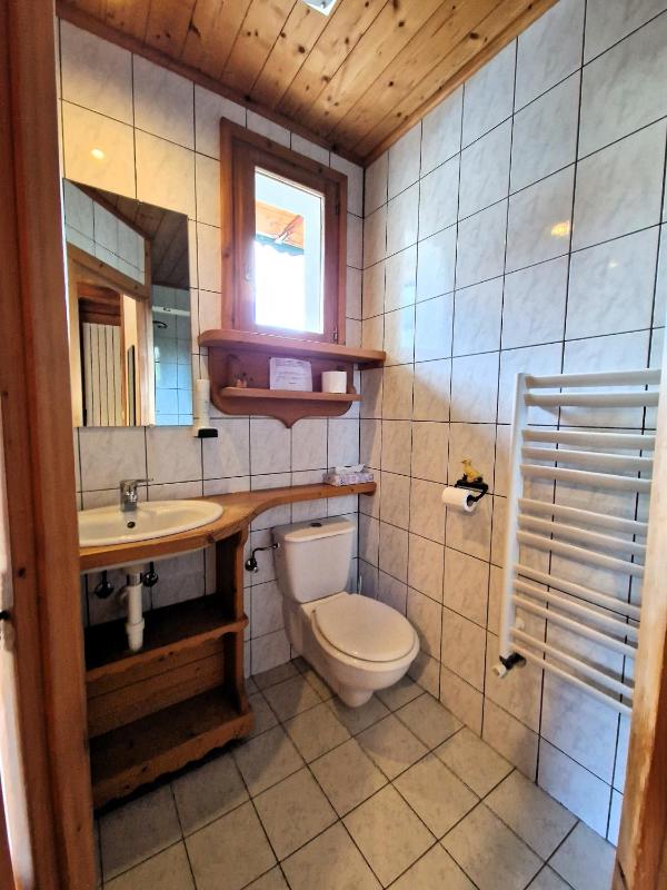 Small Double Room image 3