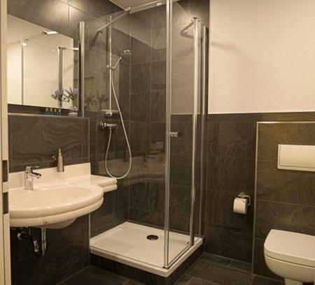Double Room image 1