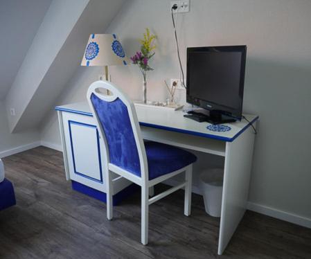 Single Room image 1