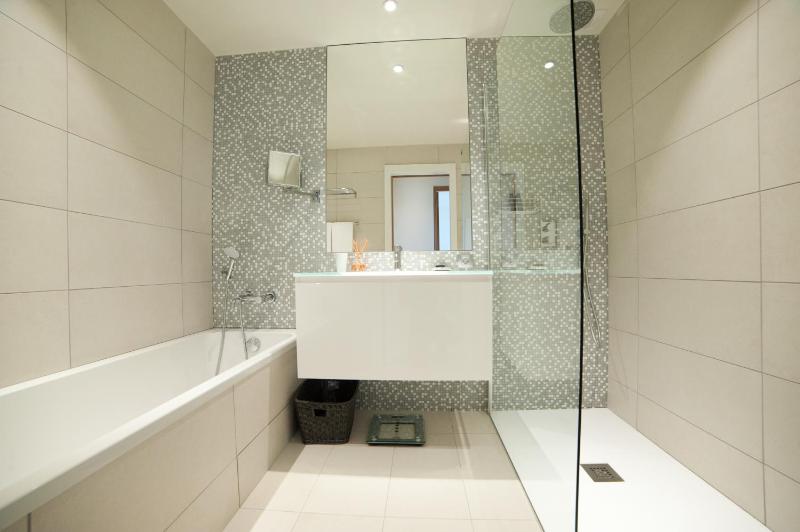 Premium Two-Bedroom Villa image 2