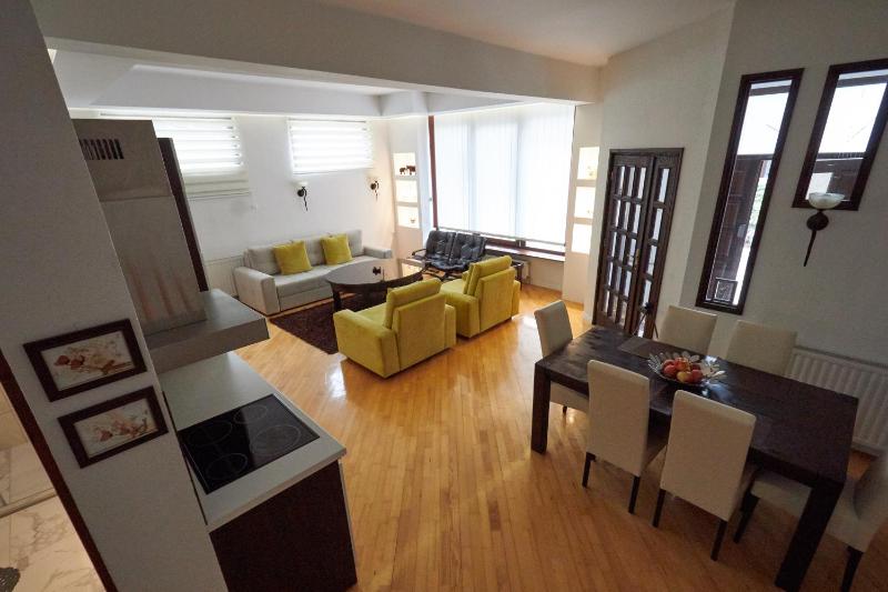 Three Bedroom Villa image 4