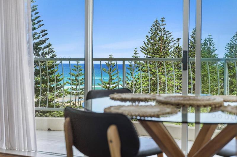 Burleigh Vista Apartment - Views - image 9