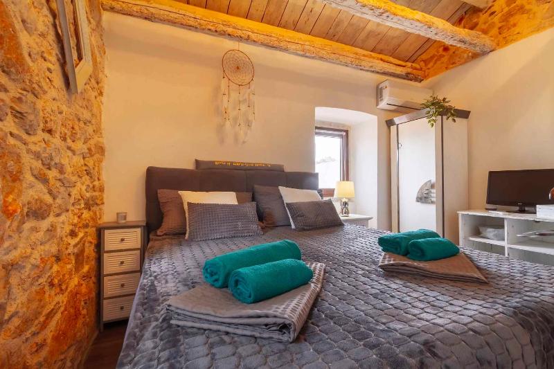 Apartment in Silo - Insel Krk 45239 - image 6