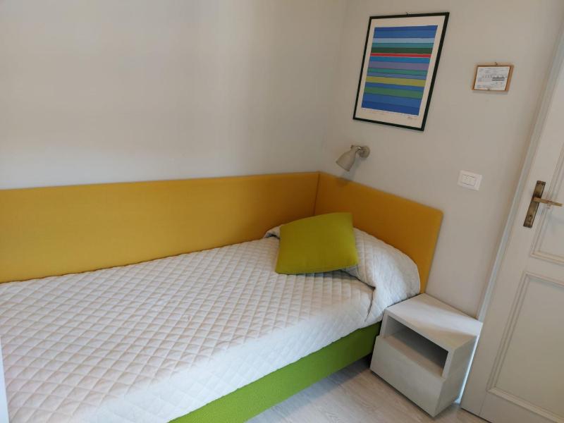 Basic Triple Room image 2