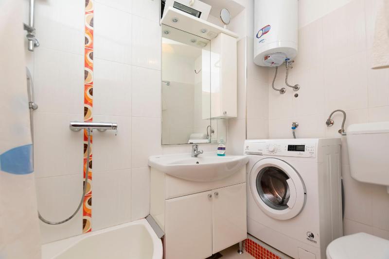 One-Bedroom Holiday Home image 2