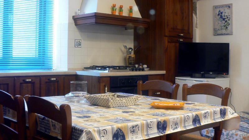 Standard Two-Bedroom Apartment image 3