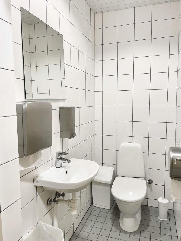 Quadruple Room with Shared Bathroom image 3