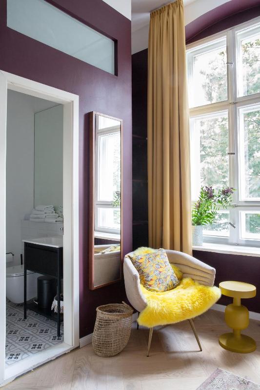 Standard Double Room image 3