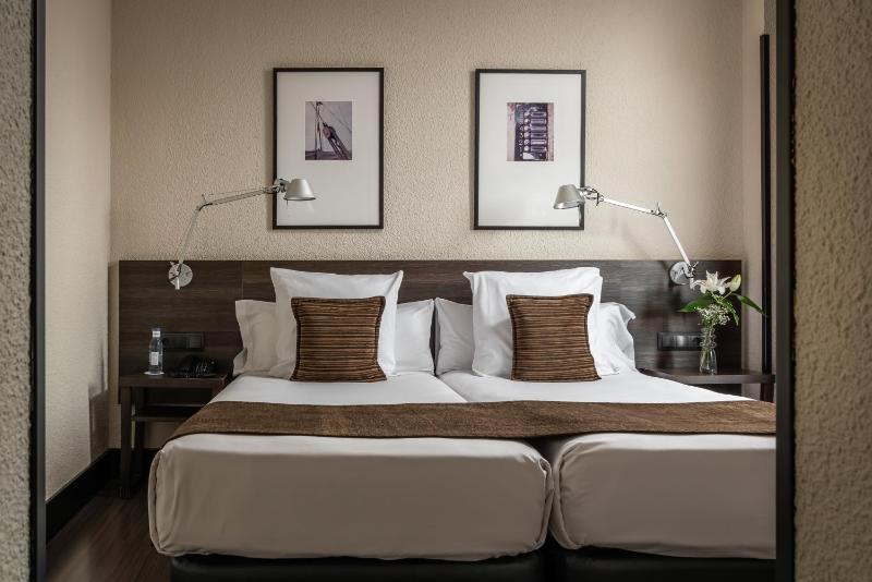 Triple Room image 3