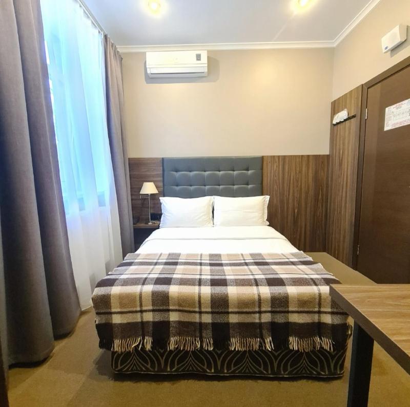 Single Room image 1