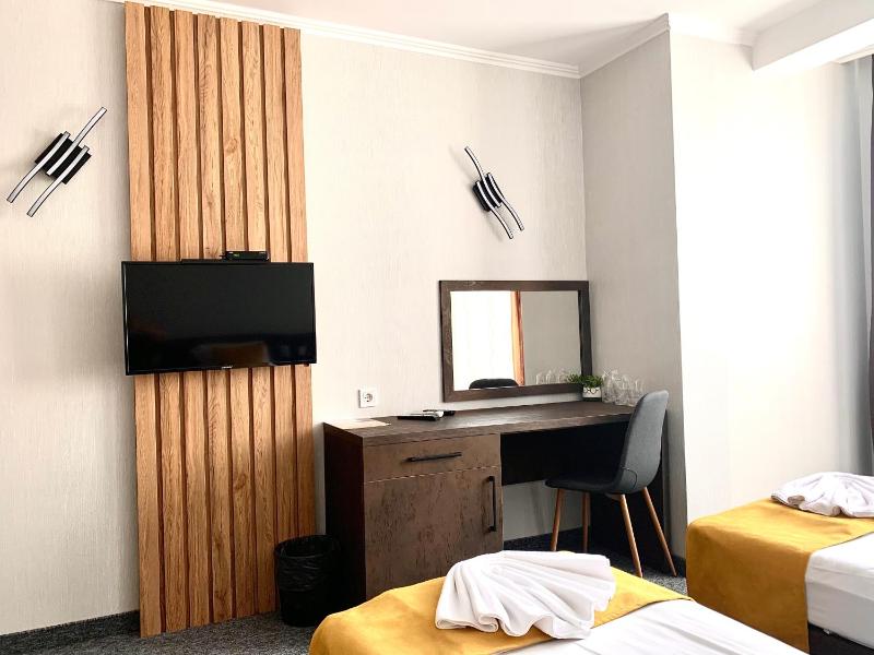 Triple Room image 4