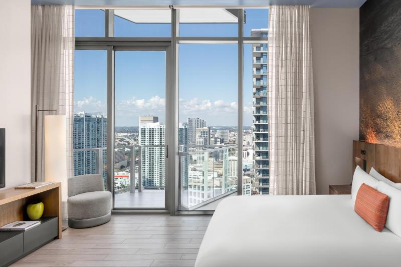One Bedroom Suite  image 2