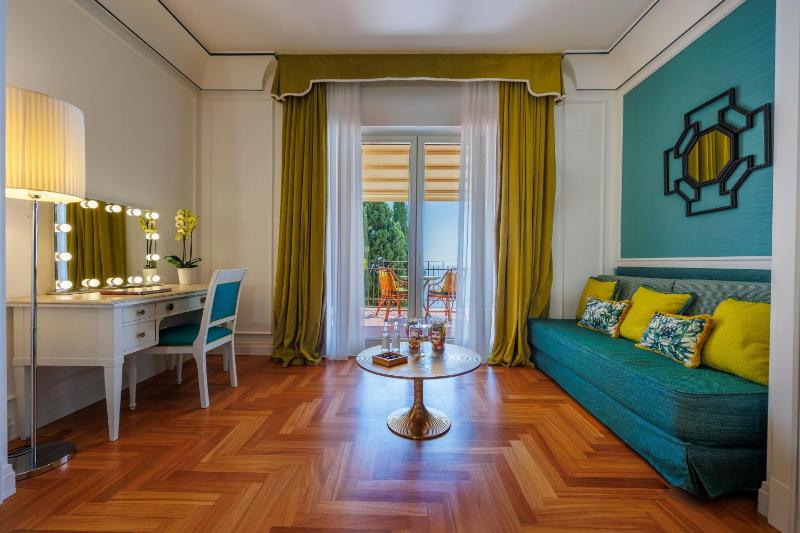 Junior Suite Premium Terrace image 4