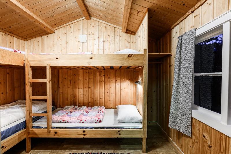 Quadruple Room with Shared Bathroom image 4